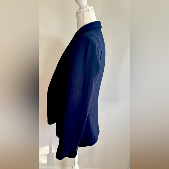 RW & Co. Women’s Navy Blazer - Size Medium - Picture 3 of 5
